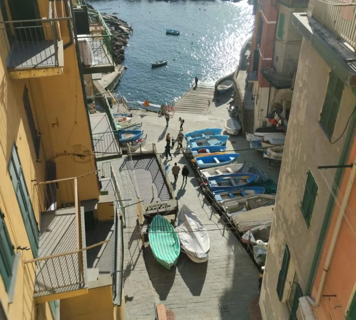 Casa Vacanze Andrea La Tua Base Per Visitare Il Mare Delle Cinque Terre Apartment La Spezia